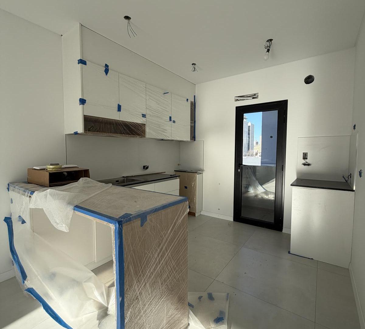 Foto de 93 mts - 2 D - Cocina separada - Lavadero - Suite - Balcon aterrazado, imagen 2