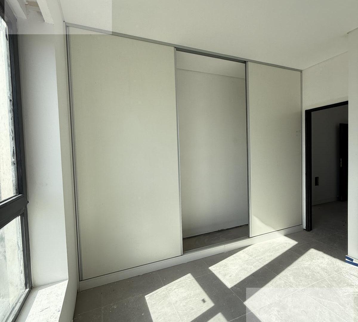 Foto de 1 dorm - Balcon aterrazado - Quincho - Pileta, imagen 2