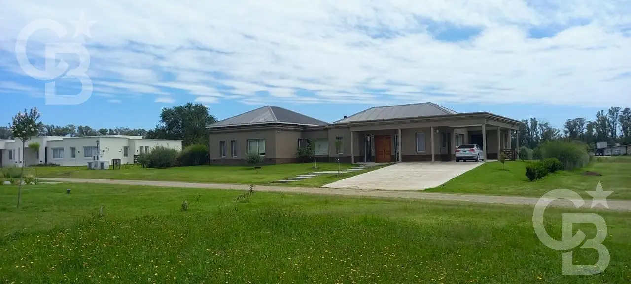 Terrenos de 2000 m2  en  Comarcas de Luján, Barrio Santa Inés 4