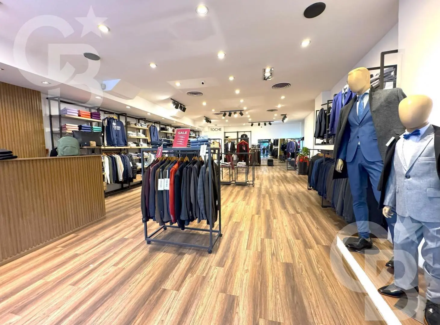 Local Comercial con Deposito sobre Av. Callao 270 m2 totales 2