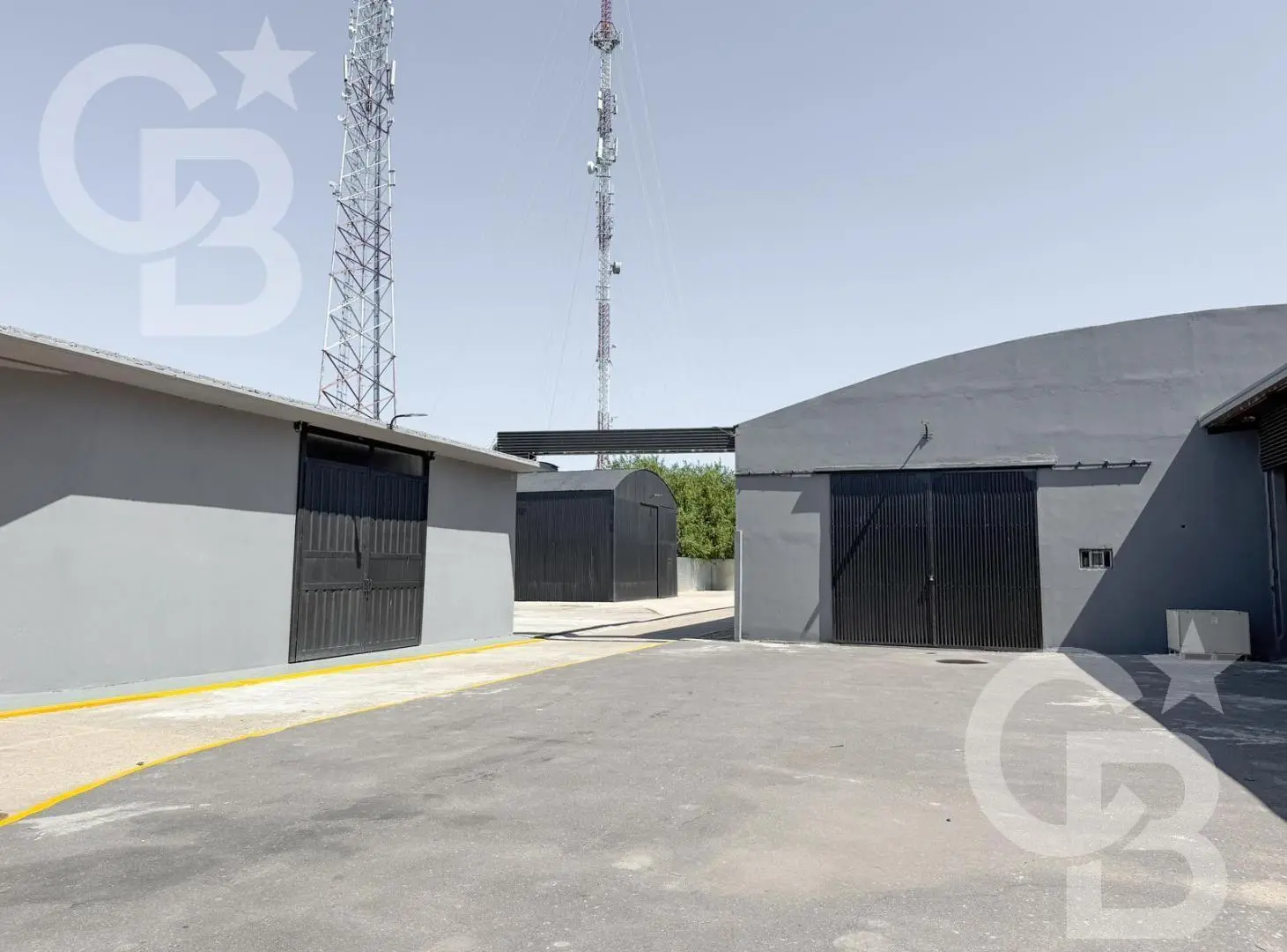 Naves anexables 100-900 m2 en Parque empresarial - Zona Sur 3