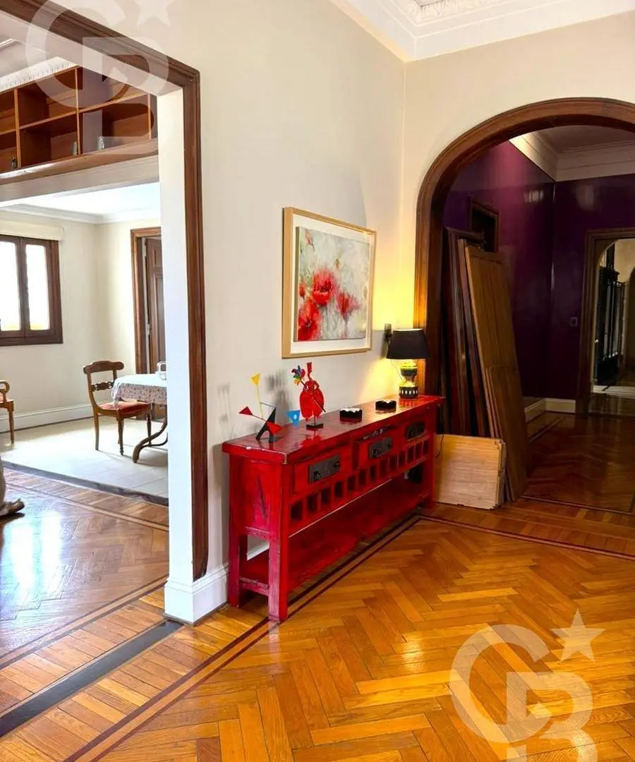 Venta Departamento en Emblematico Pasaje Rivarola - 157m2 - Piso Entero 3