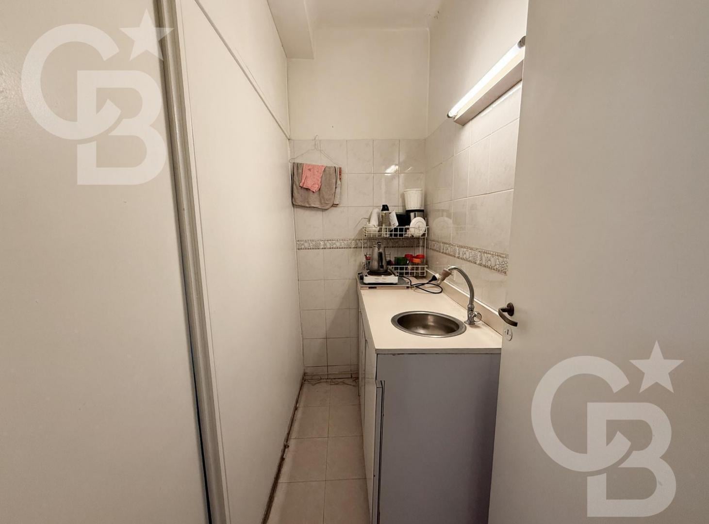 Foto de Venta Oficina en Tribunales - 2 ambientes - Financiera - Estudio, imagen 1