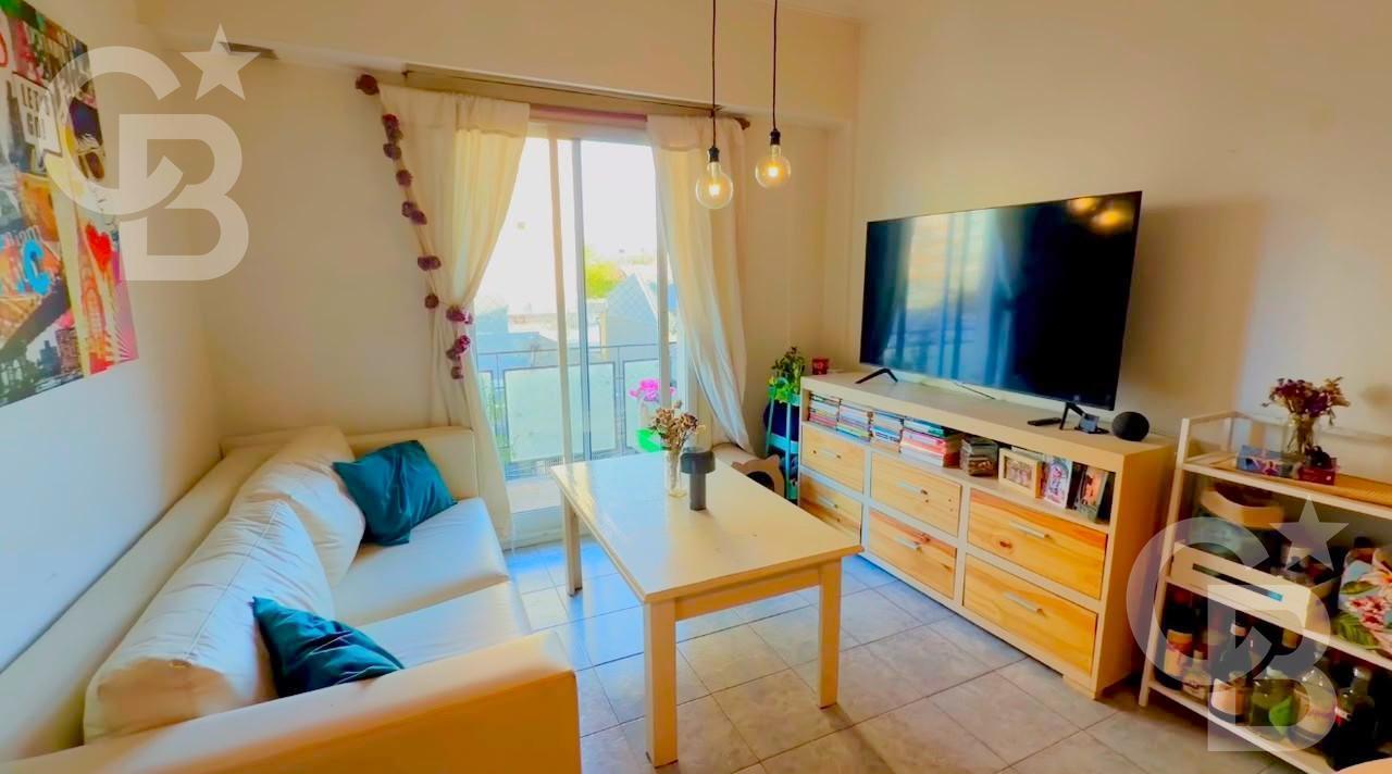 Foto de Venta Departamento en Beccar- Bajas Expensas - 2 ambientes - Frente, imagen 5