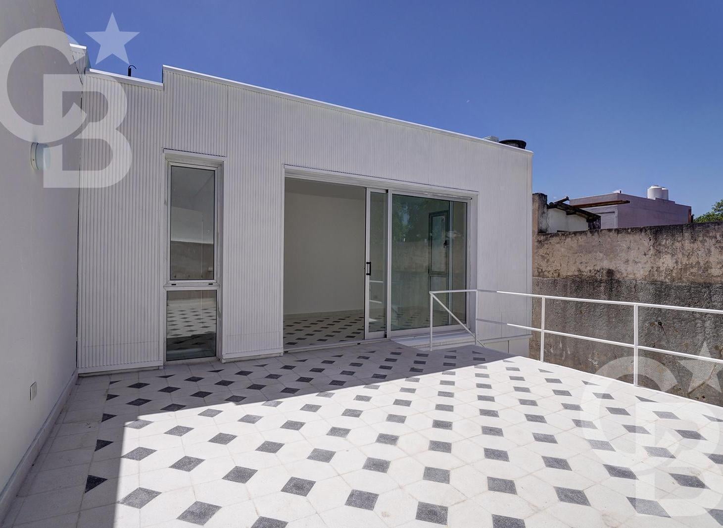Foto de Venta PH 3 ambientes con patio y terraza Paternal, imagen 1