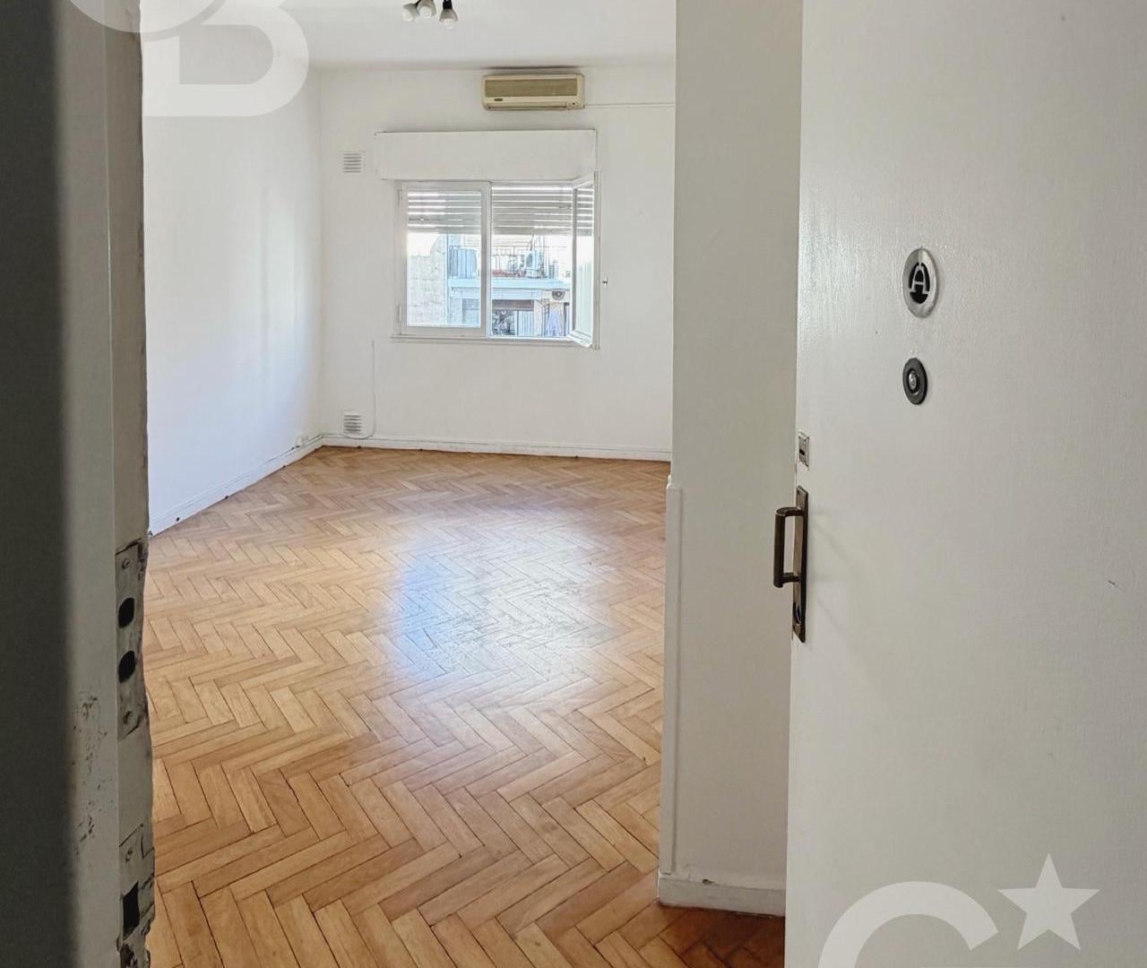 Foto de Alquiler Departamento en Recoleta 2 Ambientes Piso Alto, imagen 1