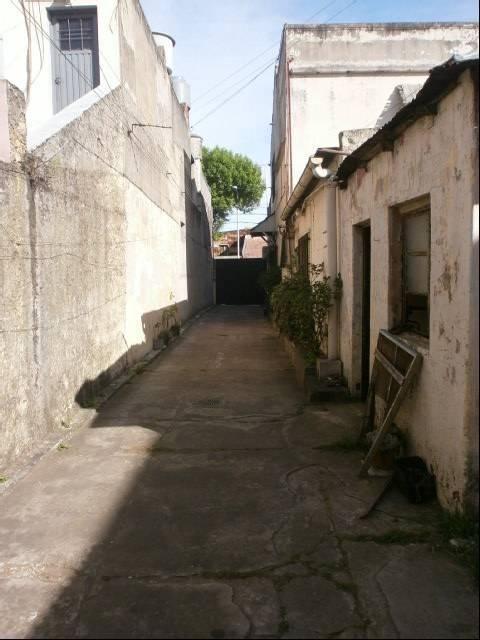 Casa 4 Amb. Más Galpón, y 2 Dptos. a Reciclar Más 2 Dptos. 1