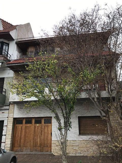 Casa 7 Ambientes o Mas. | Av Roca 2390 5