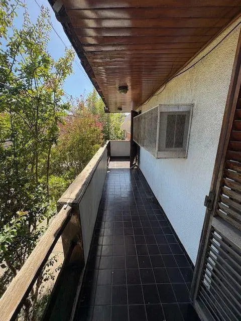 Departamento 4 ambientes. | Lambare 282 3