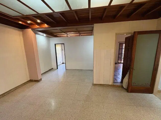 Departamento 4 ambientes. | Lambare 282 4