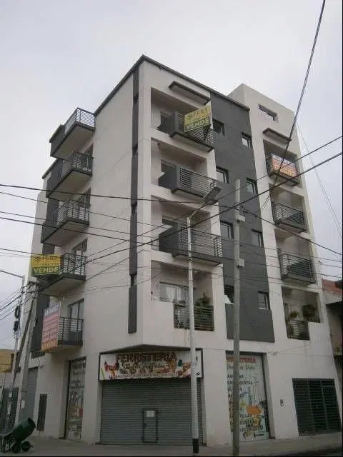 Departamento 2 ambientes. | Av.Belgrano 4399 2