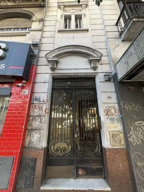 Departamento 4 ambientes. | Avenida Mitre 880 8