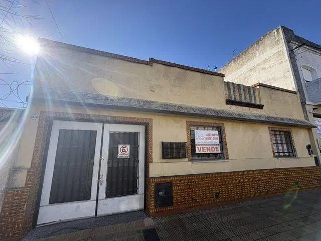 Lote . | Mariano Moreno 3920 3