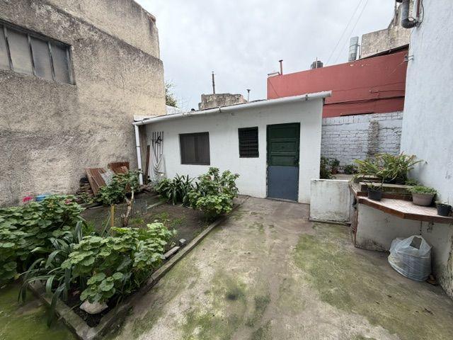 Foto de Casa 6 ambientes 3 dormitorios. | Avenida Roca 1311, imagen 5