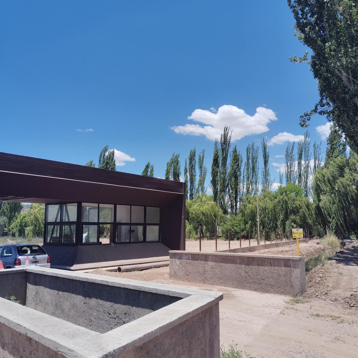 Patricia Zarco Inmobiliaria Vende. Lote en Perdriel. Barrio La Arboleda. 4