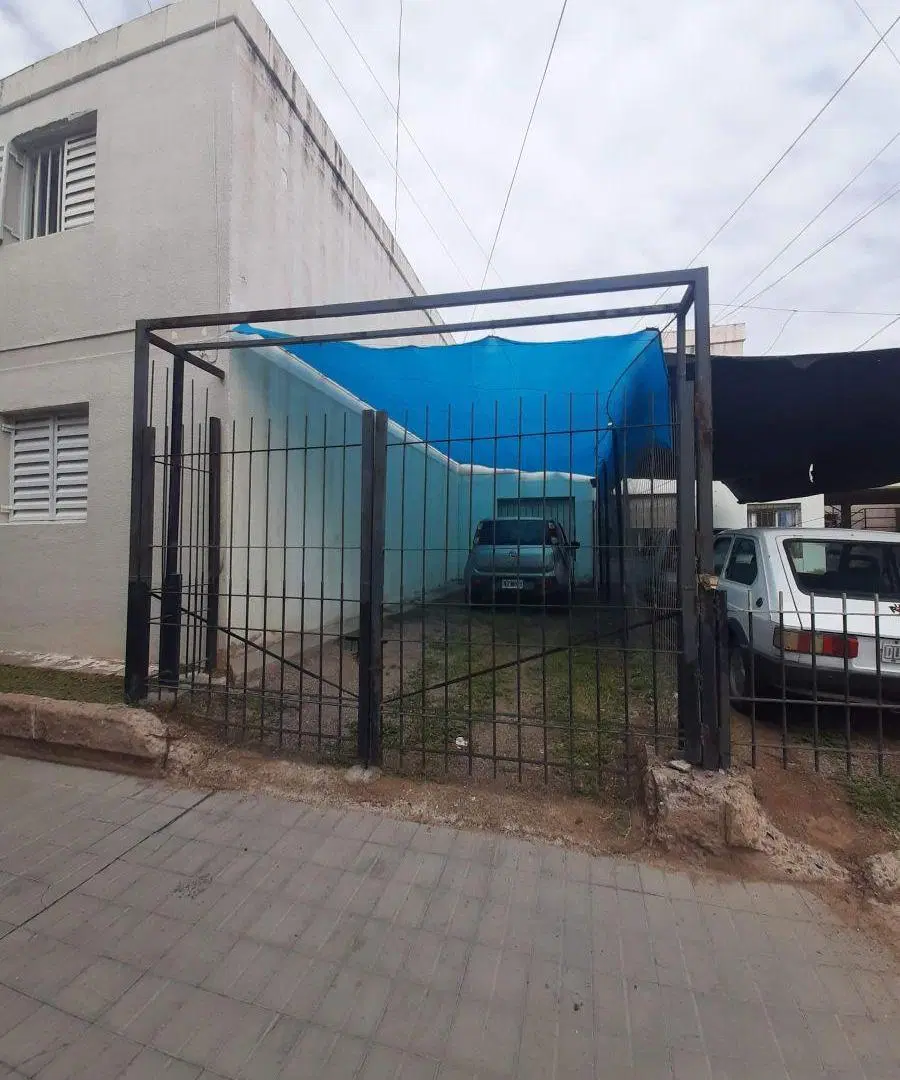 AMPLIO DEPARTAMENTO DE 3 DORMITORIOS EN GODOY CRUZ 5
