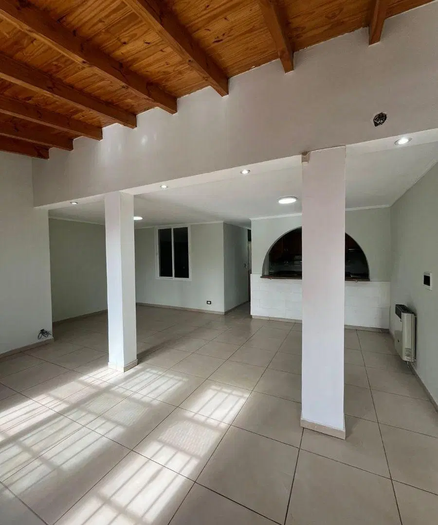 CASA EN ALQUILER EN CALLE JUJUY, 4TA SECCION, CIUDAD, MENDOZA 2