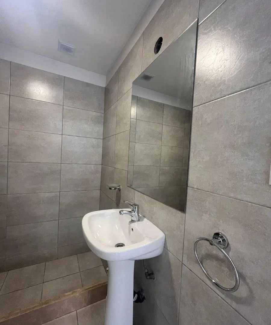 DEPARTAMENTO EN ALQUILER EN CALLE MARMOL Y PELLEGRINI, GODOY CRUZ. 8