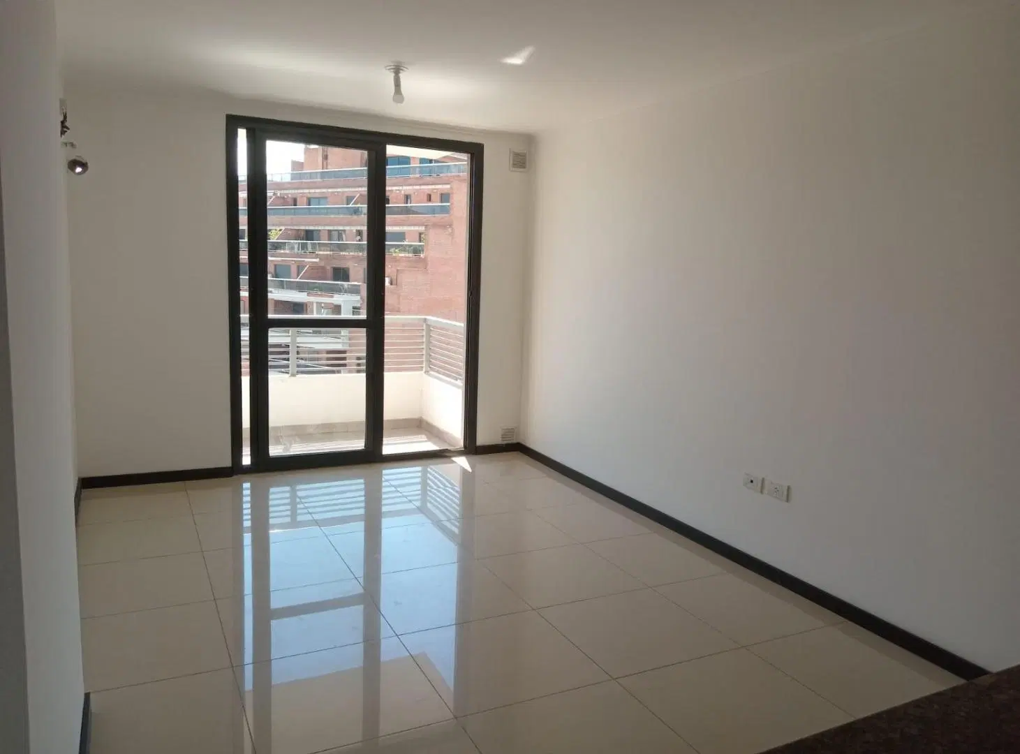 CATEGORIA - 1 DOR CON COCHERA- PISCINA 2