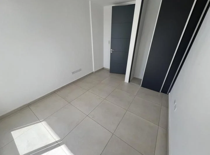 Alquiler Departamento en Guemes A Estrenar con balcon 4