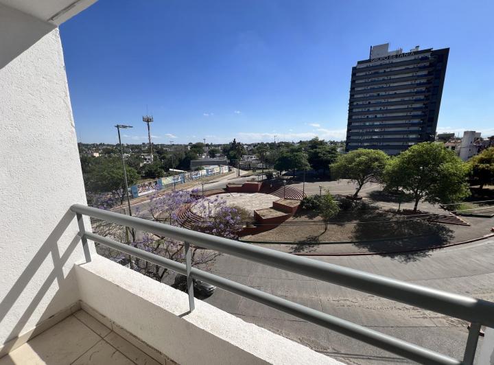 Alquiler Departamento en Guemes A Estrenar con balcon 3