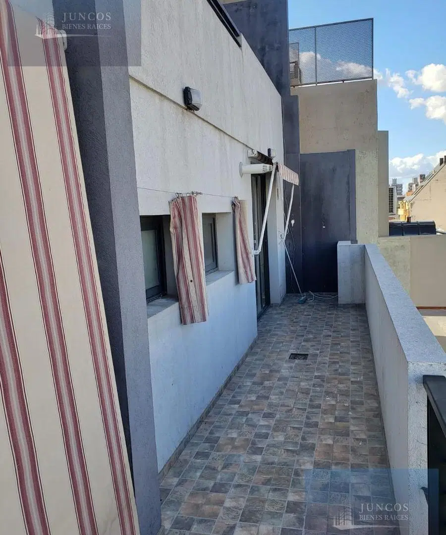 Departamento en Alberdi 1