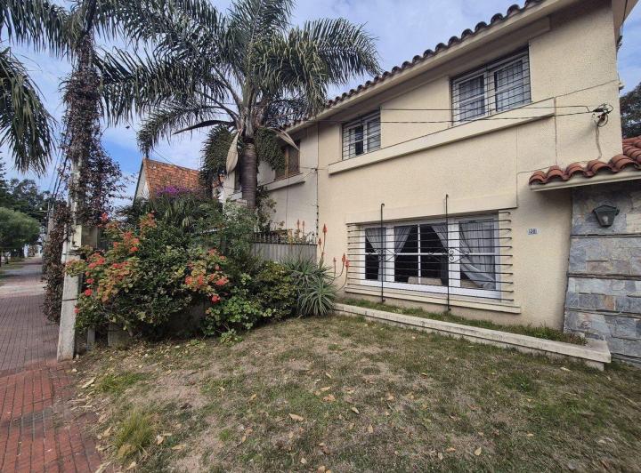 ALQUILER CASA CARRASCO SUR , IDEAL EMPRESAS 2