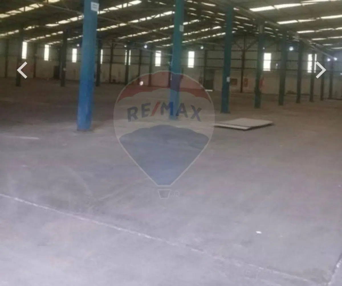 VENTA PREDIO LOGISTICO CON RENTA 7 HÁS Y GALPONES 4