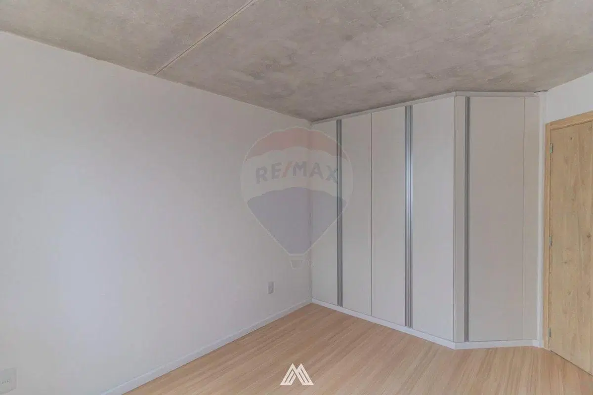 VENTA APTO 2 DORM 1 BAÑO PISCINA TRES CRUCES 1