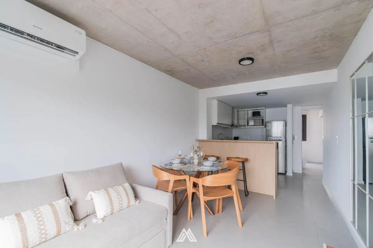 VENTA APTO UN DORM CON BALCÓN CON RENTA, POCITOS 1