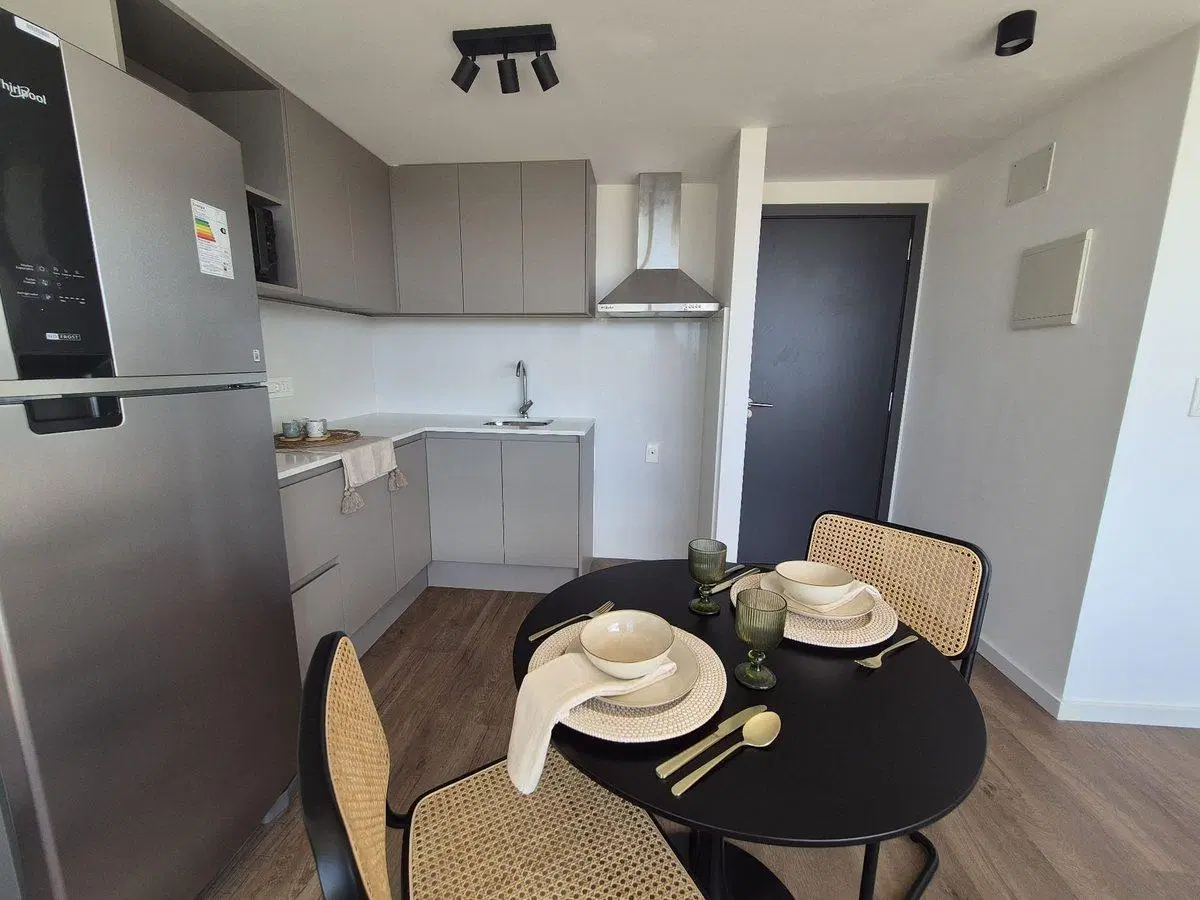 ALQUILER PENTHOUSE PARQUE MIRAMAR MUEBLES YCOCHERA 5