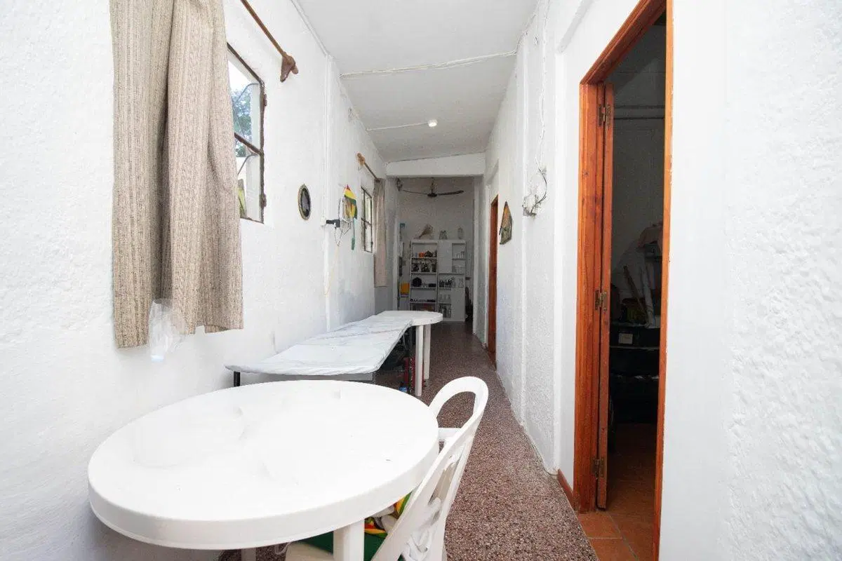 Vendo  casa en Perez Castellanos 5