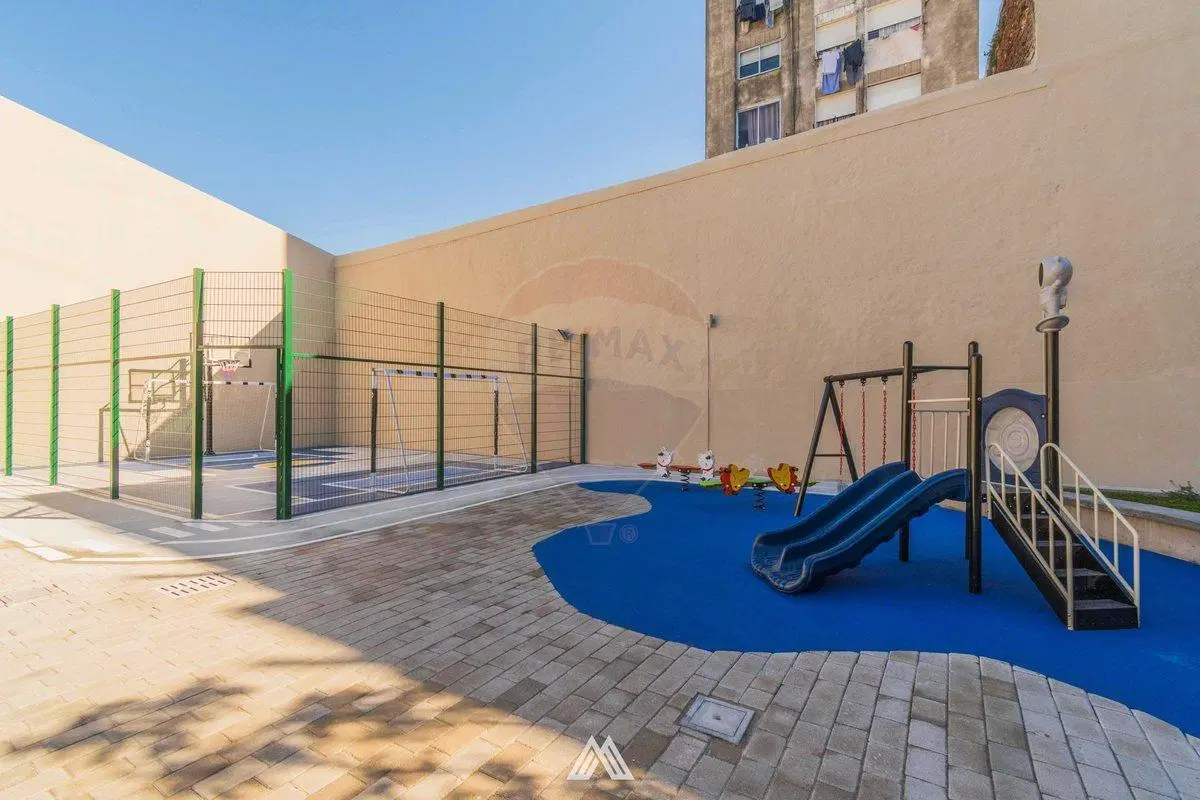 VENTA CON RENTA- 3 DORMITORIOS 2BAÑOS- PISCINA- 5