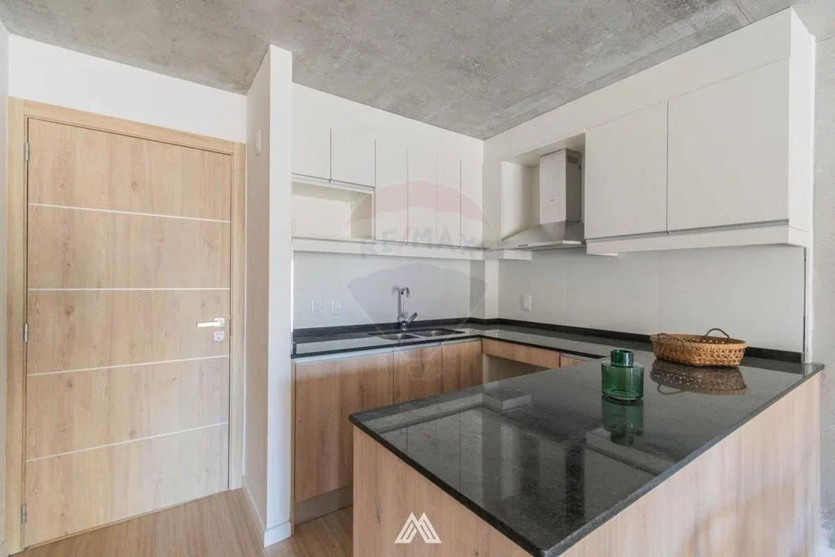 VENTA APTO 1 DORM BALCON TRES CRUCES RENTA 6% 3