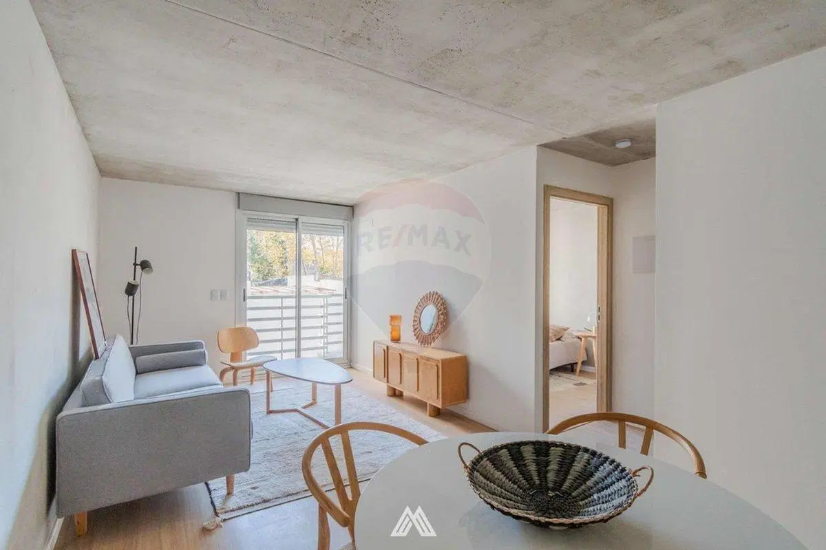 VENTA APTO 1 DORM BALCON TRES CRUCES RENTA 6% 4