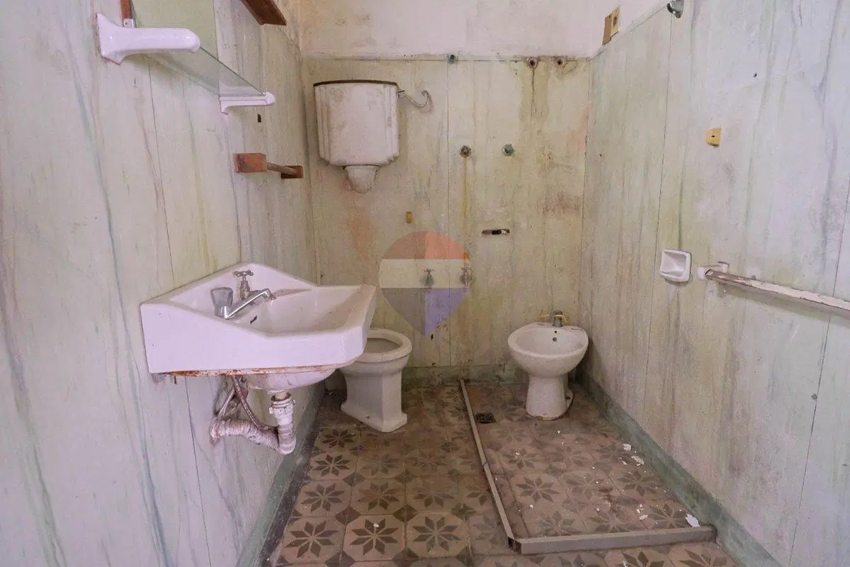 VENTA CASA A RECICLAR VILLA MUÑOZ 3