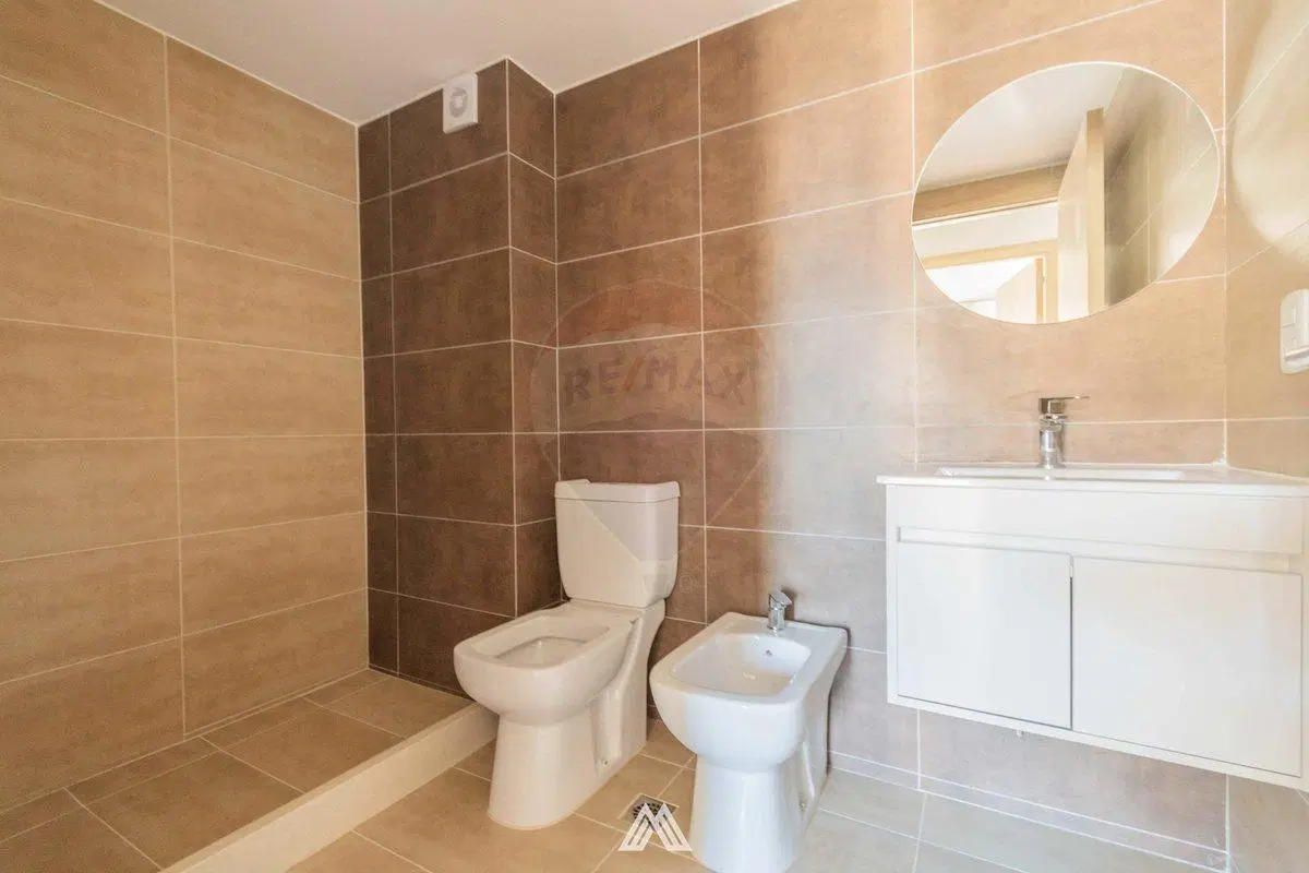 VENTA APTO 1 DORM C/ BALCÓN PISCINA TRES CRUCES 3