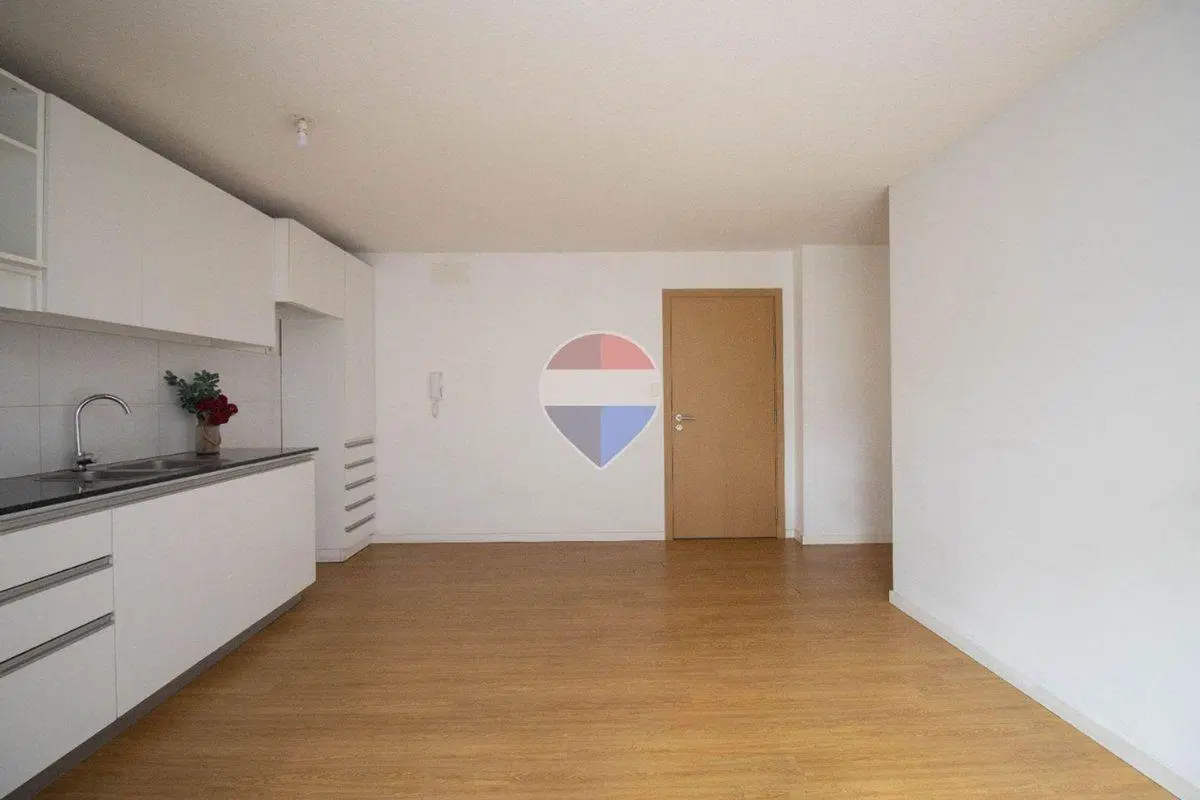 VENTA APARTAMENTO 2 DORMITORIOS COCHERA CORDON 4