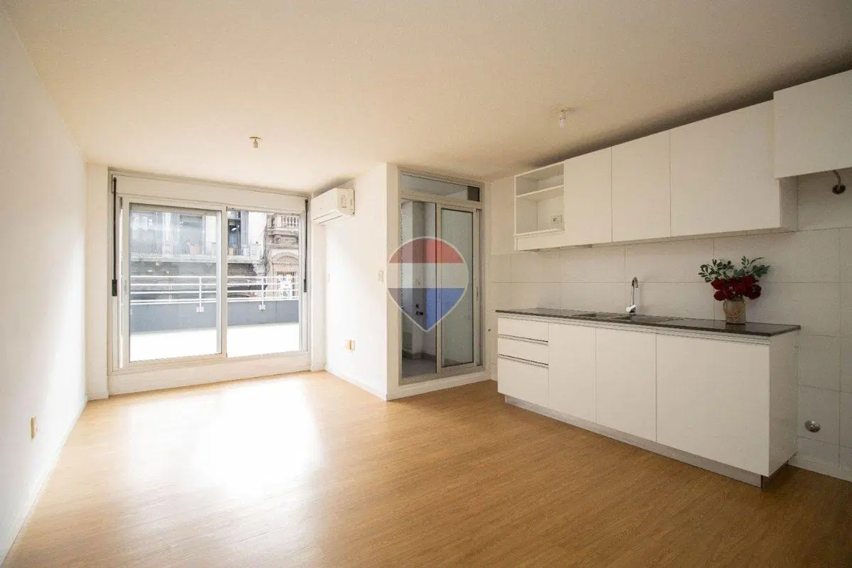 VENTA APARTAMENTO 2 DORMITORIOS COCHERA CORDON 5
