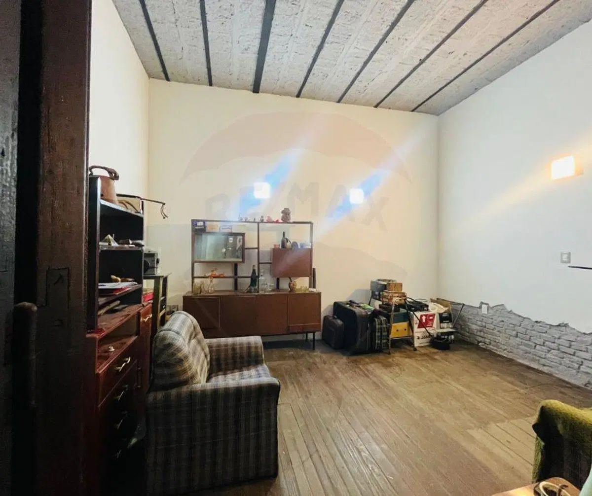 CASA A RECICLAR EN CORDON 3