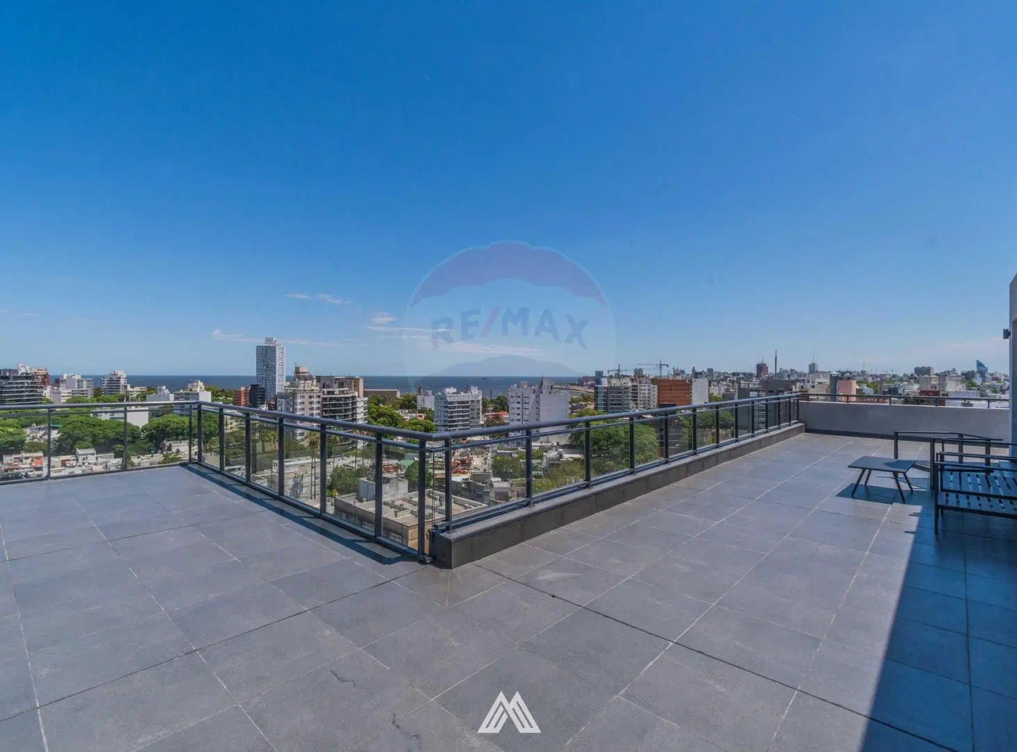 ALQUILER APARTAMENTO CON BALCON PUNTA CARRETAS 3