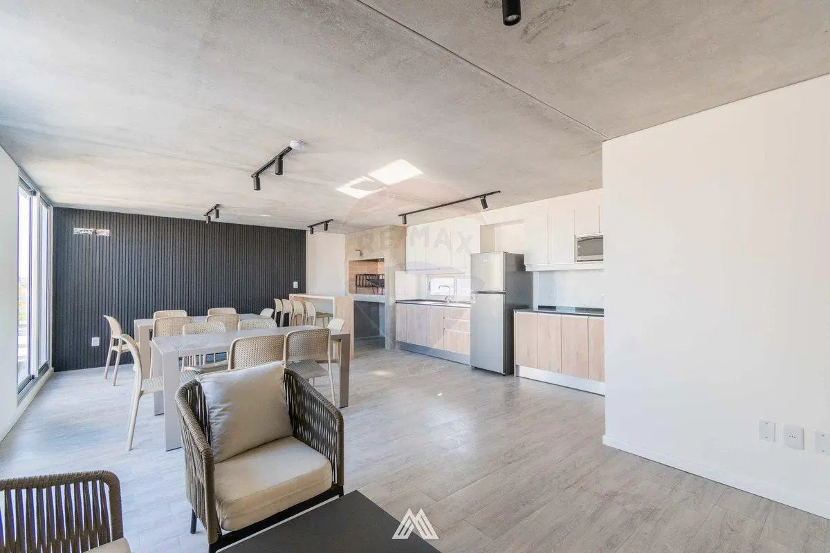VENTA APTO DOS DORM. C/BALCON CORDON RENTA 6% 3
