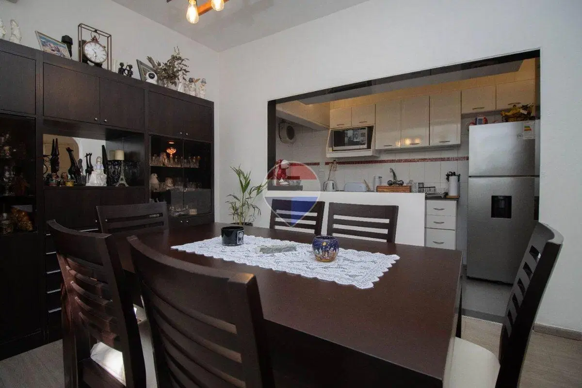 VENTA, CASA 3D GARAJE AZOTEA CON PARRILLERO, BUCEO 5