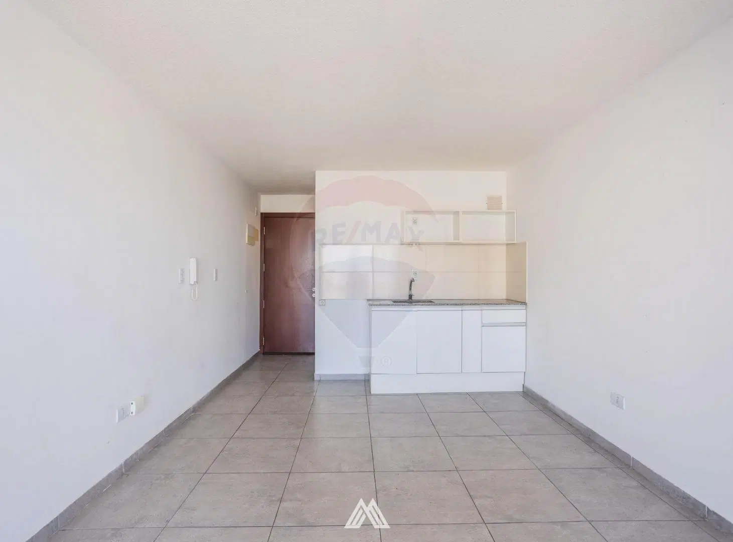VENTA MONOAMBIENTE C/BALCON Y GARAJE LA BLANQUEADA 3