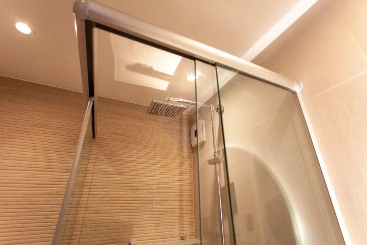 ALQUILER APARTAMENTO POCITOS,3 DORMITORIOS,GARAJE 8