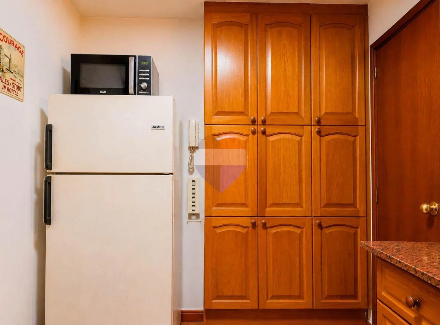 VENTA PH TIPO CASA EN PARQUE RODO, 3 DORMITORIOS 5
