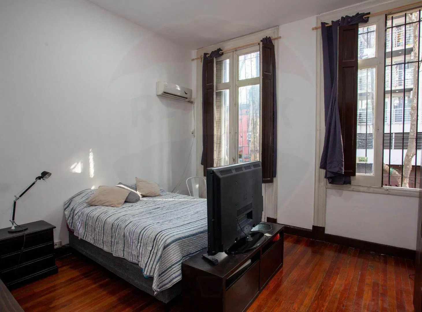 ALQUILER CASA   EN CENTRO  3 DORMITORIOS 2