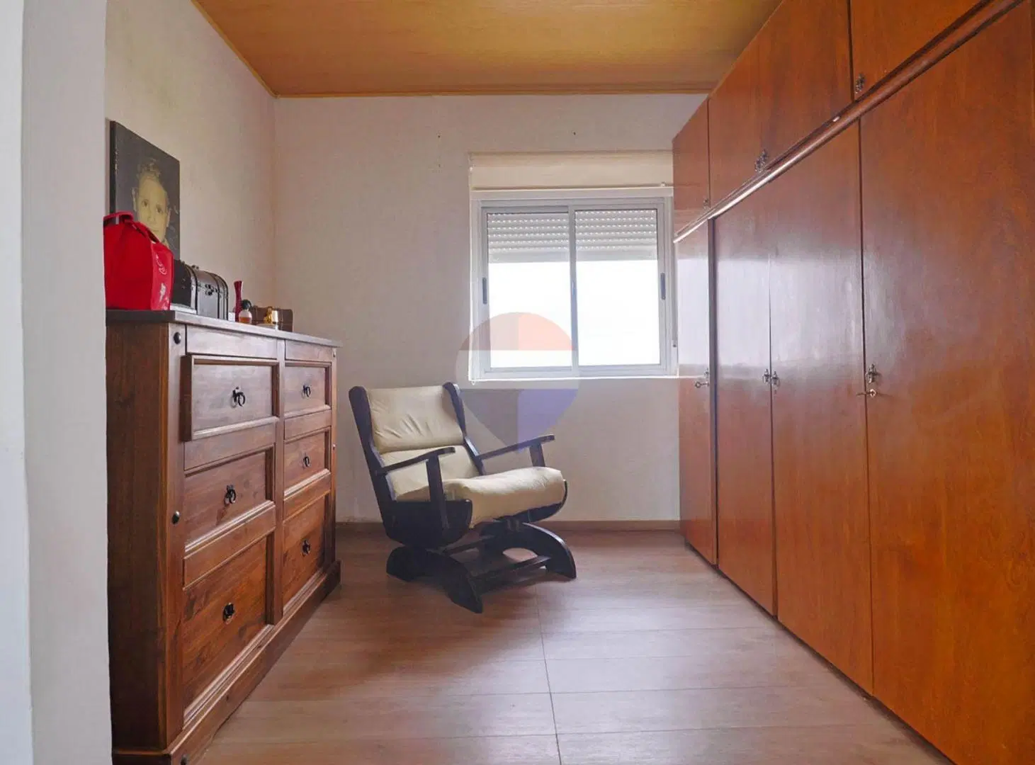 VENTA DE CASA CON GRAN TERRENO EN SOLYMAR 4