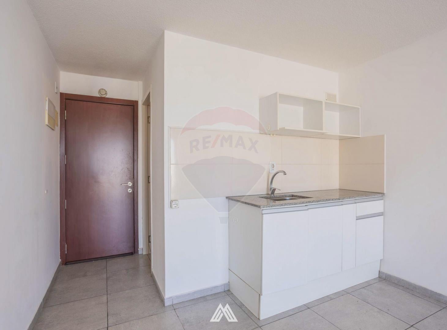 Foto de VENTA MONOAMBIENTE C/BALCON Y GARAJE LA BLANQUEADA, imagen 2