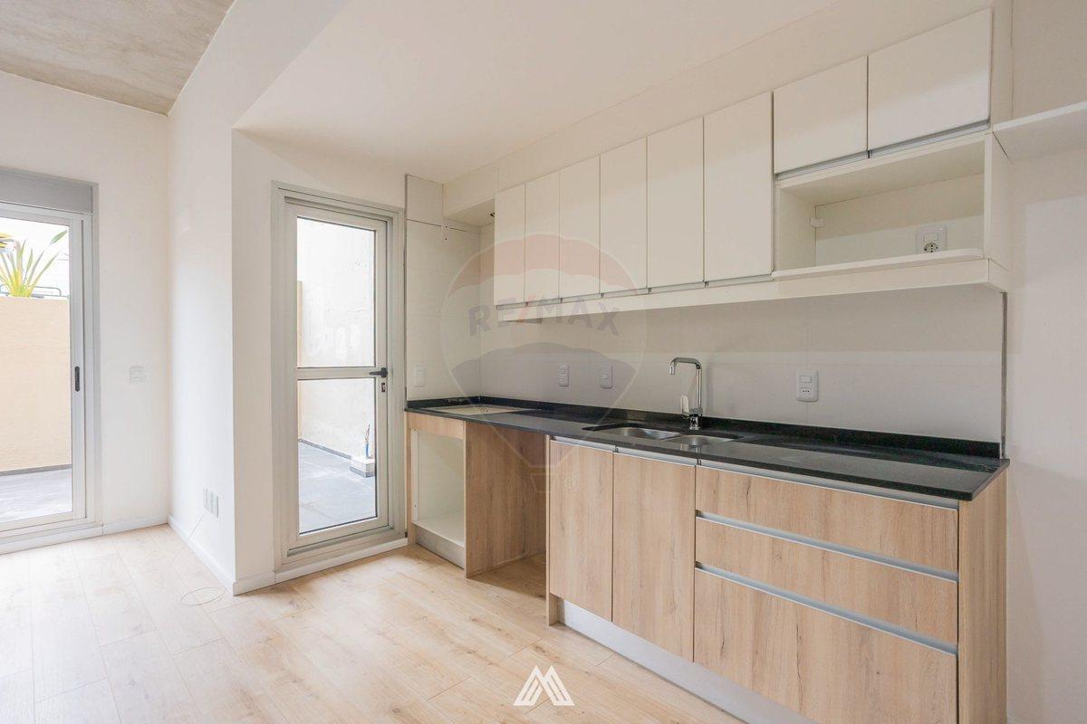Foto de VENTA APTO 3 DORM 2 BAÑOS PATIO CORDÓN RENTA 6,3%, imagen 2